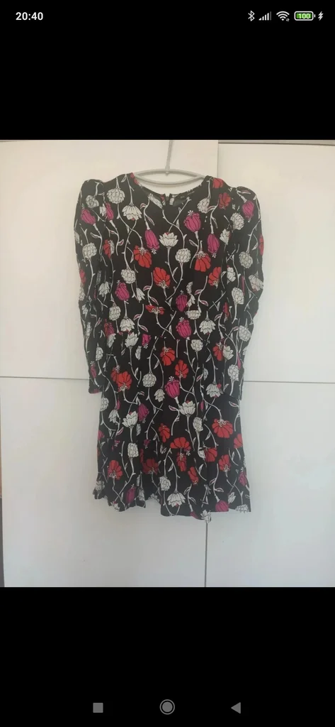 Robe fleurie épaulettes Sfera Collection M